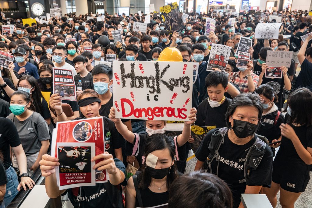 5 charts show how protests in Hong Kong have affected the city's economy and stock market – CNBC