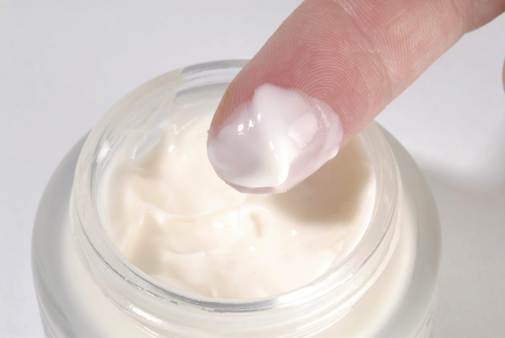 Woman spent seven years trying to lighten her skin, got mercury poisoning instead – BGR