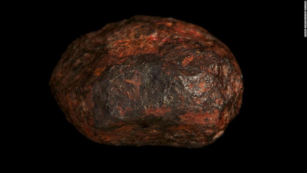 Researchers found a brand new mineral tucked in a tiny meteorite. It's never been seen in nature before – CNN