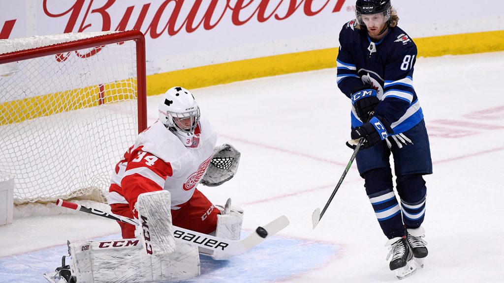 Jets claim goalie Eric Comrie off waivers from Red Wings – Sportsnet.ca