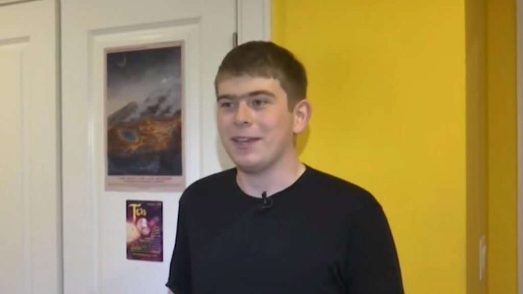 17-year-old discovers planet 6.9 times larger than Earth on third day of internship with NASA