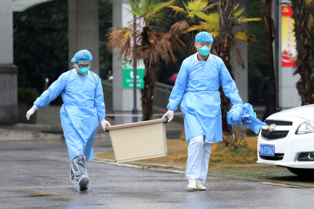 WHO officials try to contain China coronavirus