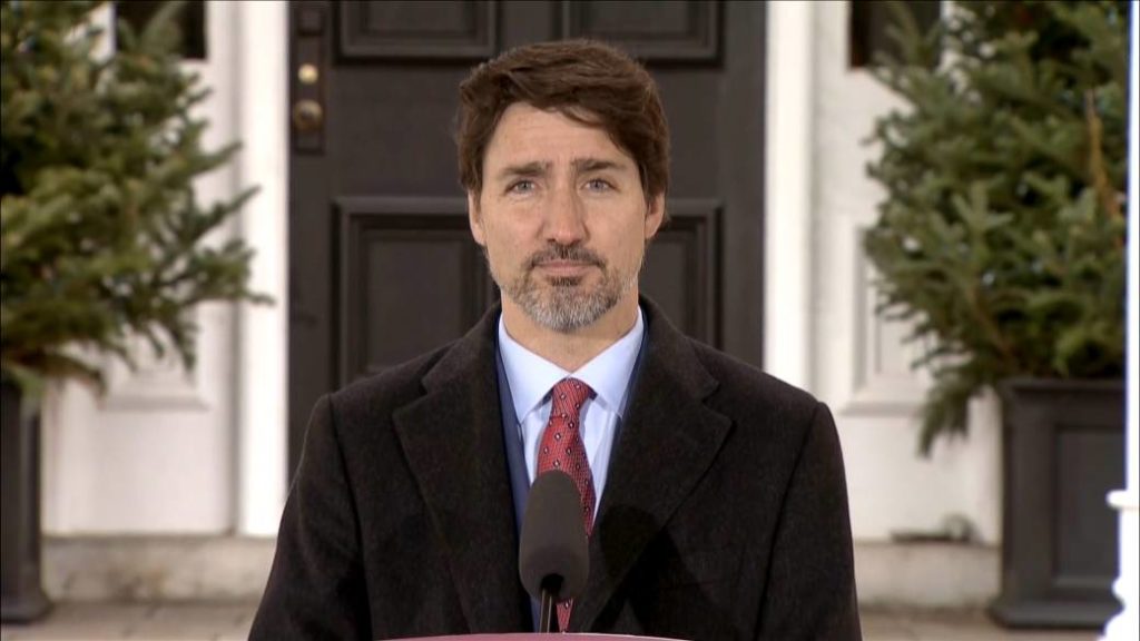 Trump looking to put troops near Canadian border amid coronavirus fears – Global News