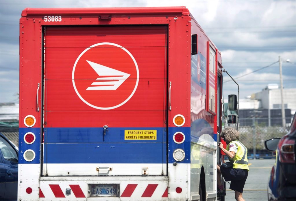 Canada post says parcel volumes have reached ‘Christmas-levels’, expect delays – CityNews