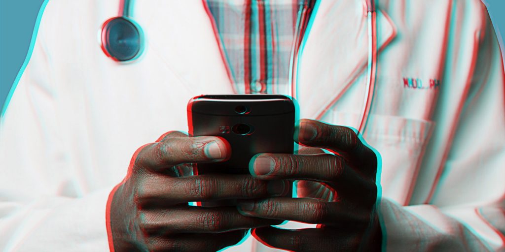 Doctors are now social media influencers. They aren’t all ready for it. – MIT Technology Review