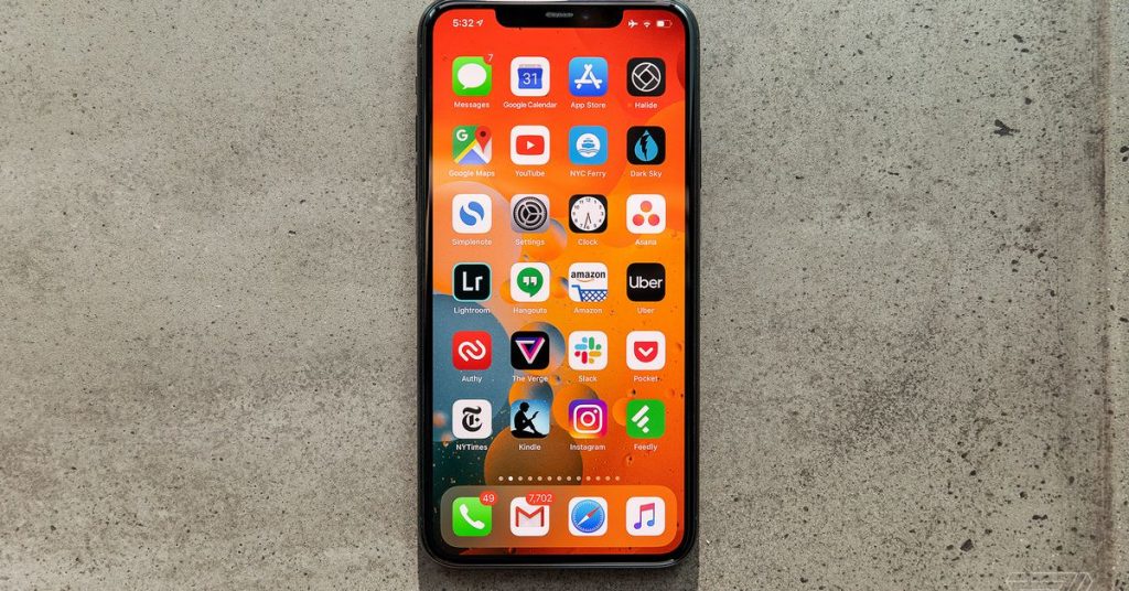 Some 5G iPhones and a new larger iPhone SE model could be delayed – The Verge