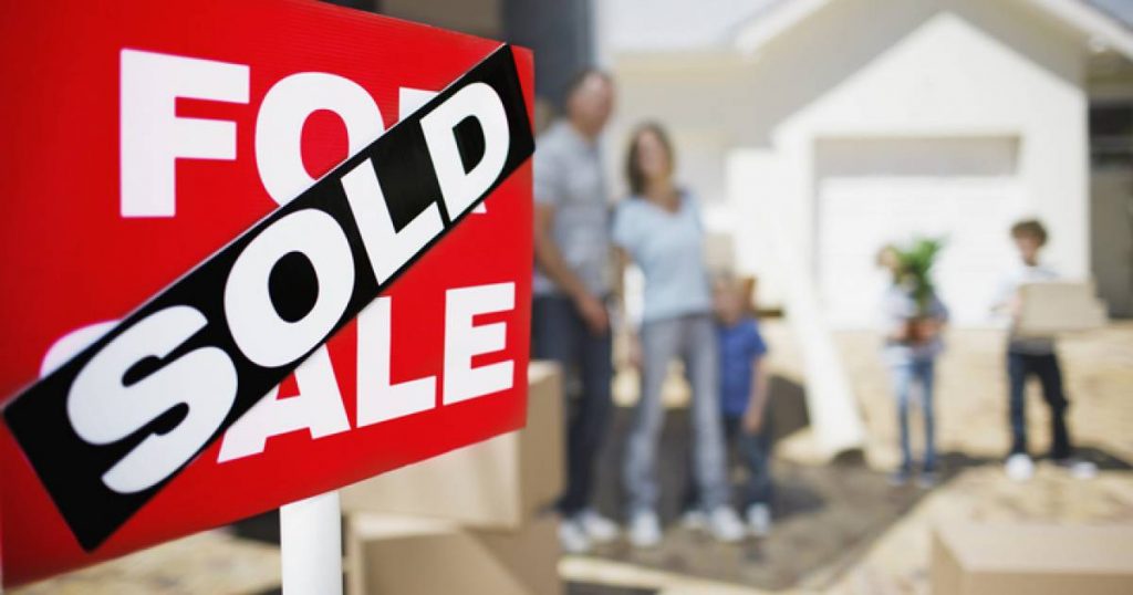Summer revival of pandemic-ravaged Canadian real estate seen by RBC economist Robert Hogue – Straight.com