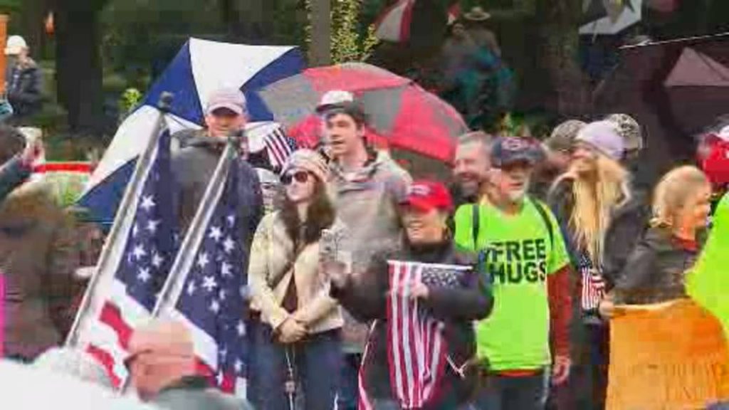 Amid COVID-19, Americans have more faith in Canada than themselves: poll – Global News