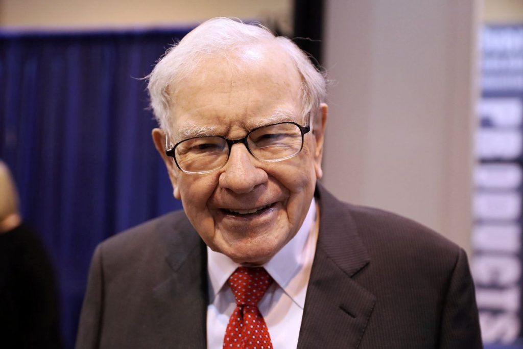 Buffett's Berkshire Hathaway reports nearly B loss as investments drop in first quarter – The Globe and Mail