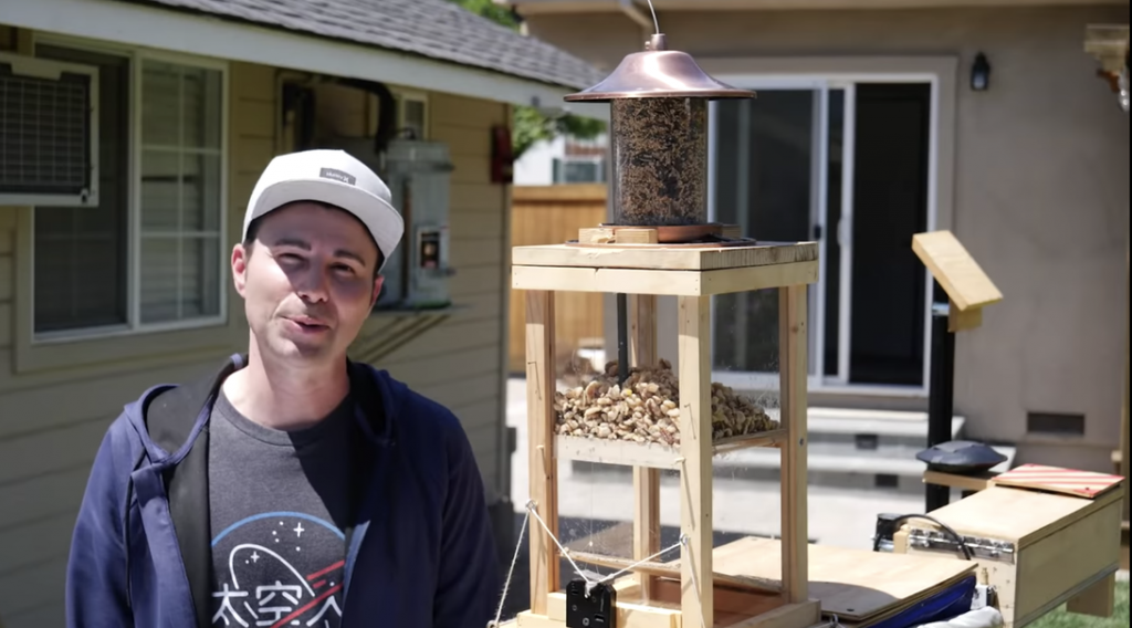 This former NASA and Apple engineer built a Ninja Warrior course for squirrels – CNET