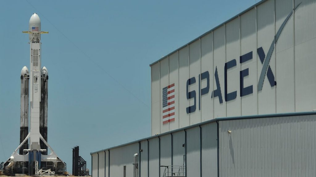 SpaceX Starship Rocket Prototype Explodes on Texas Test Pad – Gadgets 360