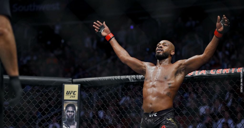 Pros react to champ Jon Jones saying he’ll vacate UFC light heavyweight title – MMA Fighting