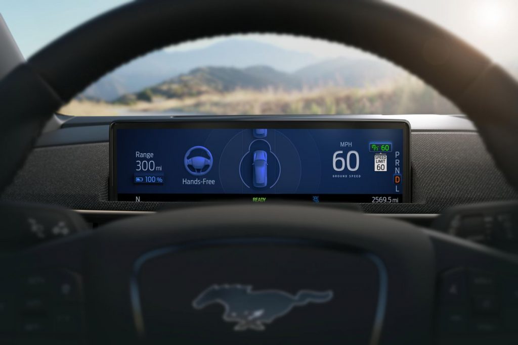 Ford’s hands-free driving feature won’t be available until late 2021 – The Verge