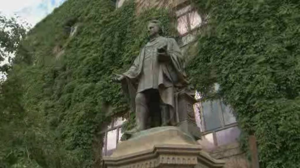 B.C. law professor says Canada needs to review colonial legacy of public monuments – Globalnews.ca