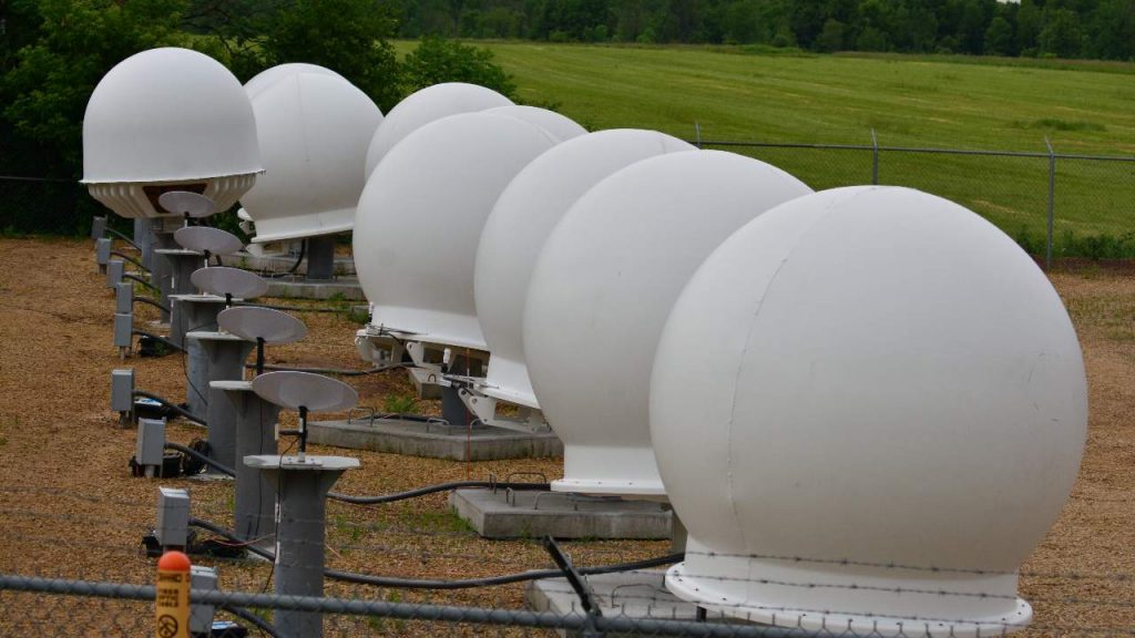 UFO on a stick: Reddit user posts five never-before-seen images of SpaceX’s Starlink ground devices – Firstpost