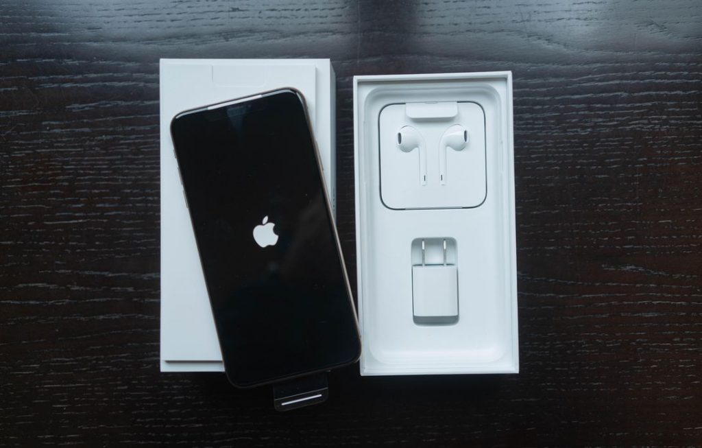 iPhone 12 will likely come sans earbuds and power adapter