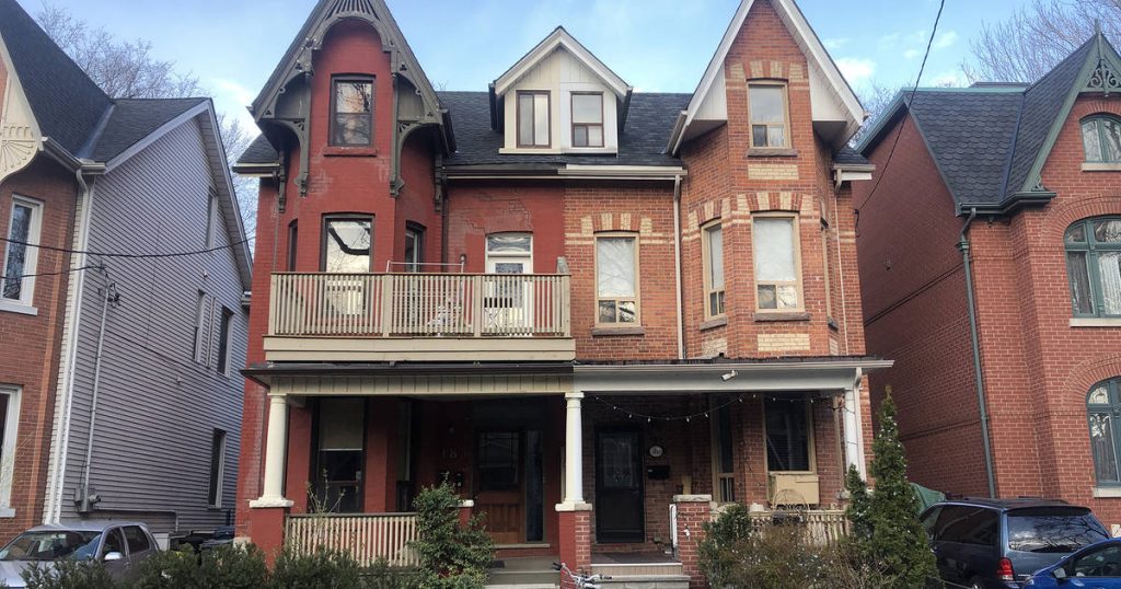 Toronto's real estate market is rebounding fast as pandemic restrictions lift – blogTO