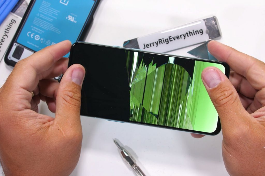Durability test reveals one big reason why the OnePlus Nord 5G is so cheap (video) – PhoneArena