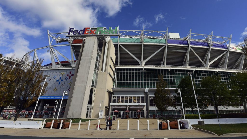 What Washington's name-change deliberations reveal about Dan Snyder – theScore