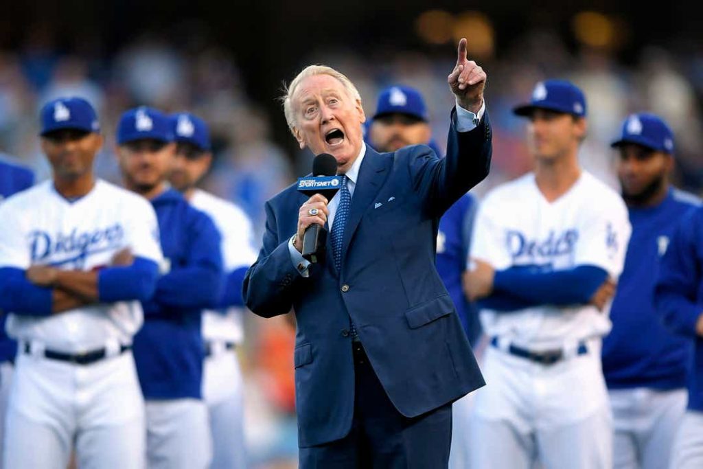Legendary broadcaster Vin Scully set to enter the social media world – USA TODAY