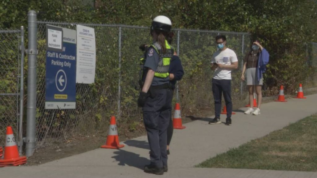 Vancouver Coastal Health warns of coronavirus exposure at IVY Lounge in Trump hotel – Global News