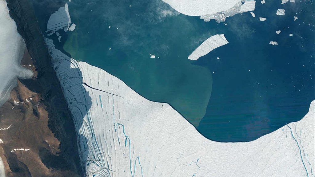 Greenland glacier melting crosses 'tipping point', won't recover if global warming ended today: Study – Firstpost