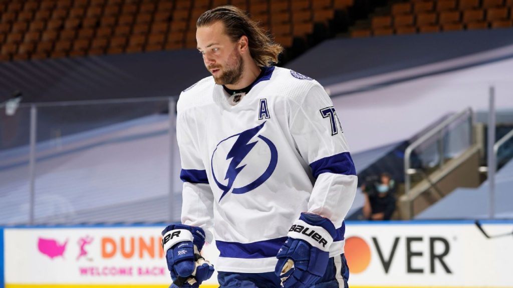 Coach Jon Cooper, Lightning have ‘to circle wagons’ after losing defenseman Victor Hedman to injury in round-robin finale