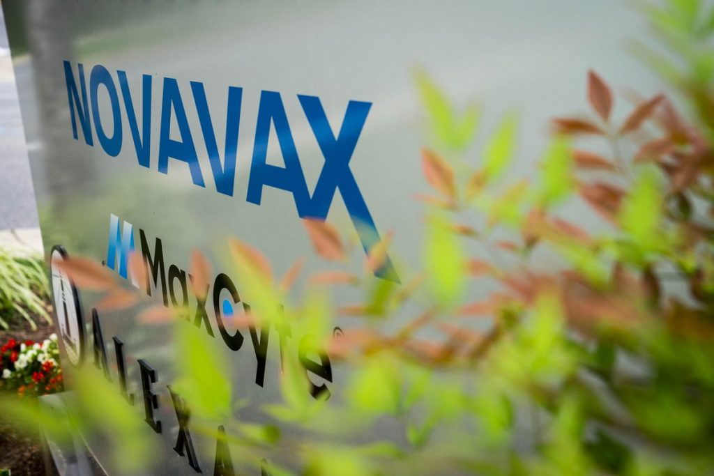 Trudeau Unveils Covid-19 Vaccine Deals with Novavax, J&J – Bloomberg