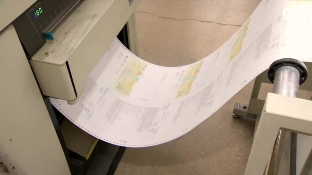 Many Canadians will turn to debt when government benefits run out, survey suggests