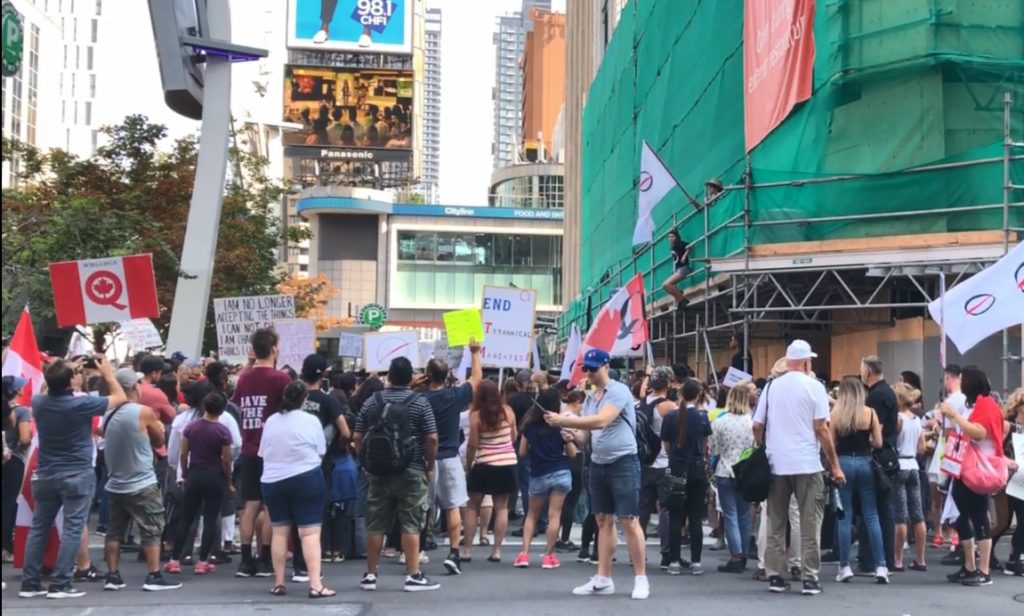 Protest being held to ‘end the lockdown’ in downtown Toronto – 680 News