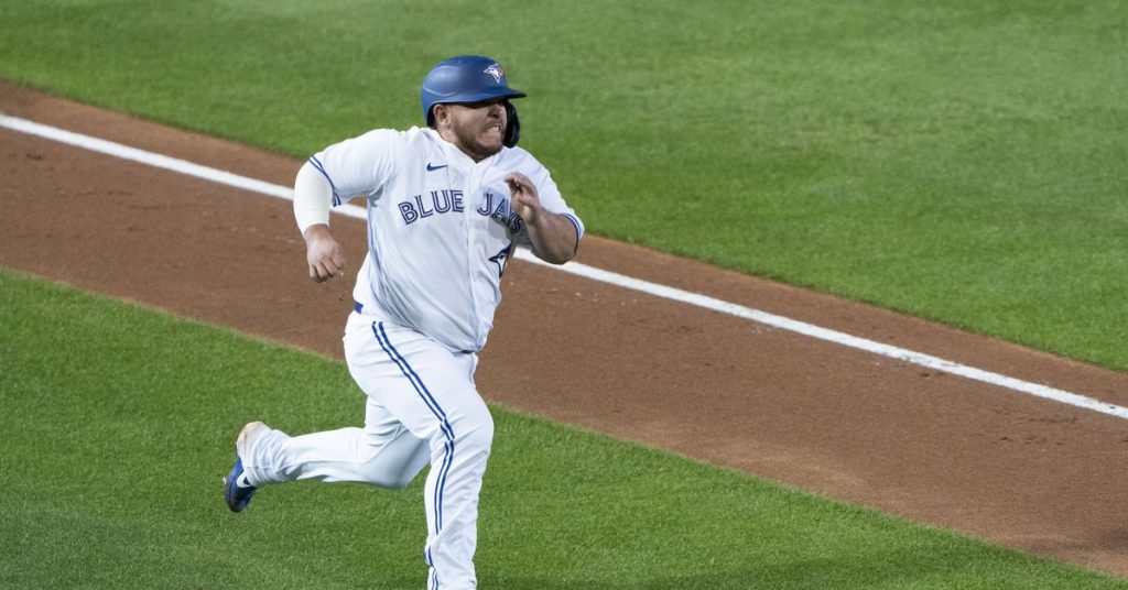 Jays thump Yankees – Bluebird Banter