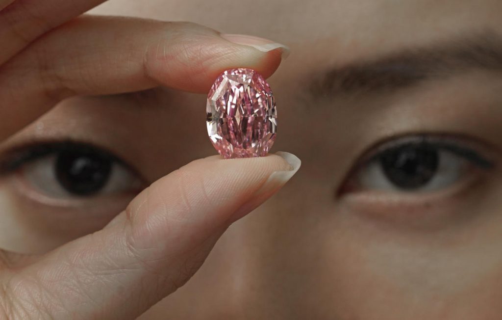 Super rare, purple-pink diamond up for auction, could fetch  million – Arab News
