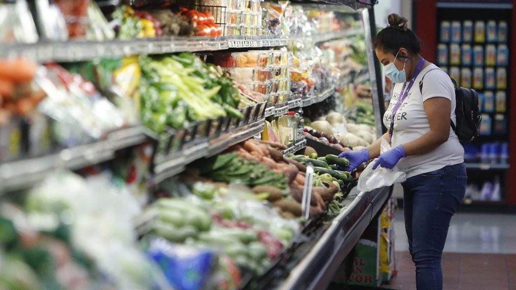 Coronavirus: About 20% of grocery store workers in Boston had COVID-19, and most were asymptomatic, study found – WABC-TV
