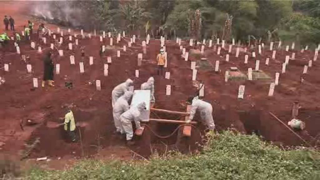 Canada coronavirus cases surge past 160,000 as deaths top 9,300 – Global News