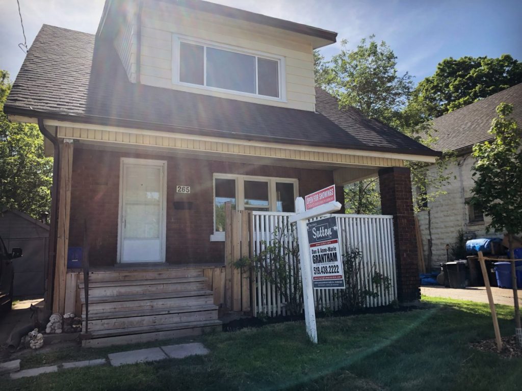 Buying in a seller’s market: Examining London-area real estate trends – Global News