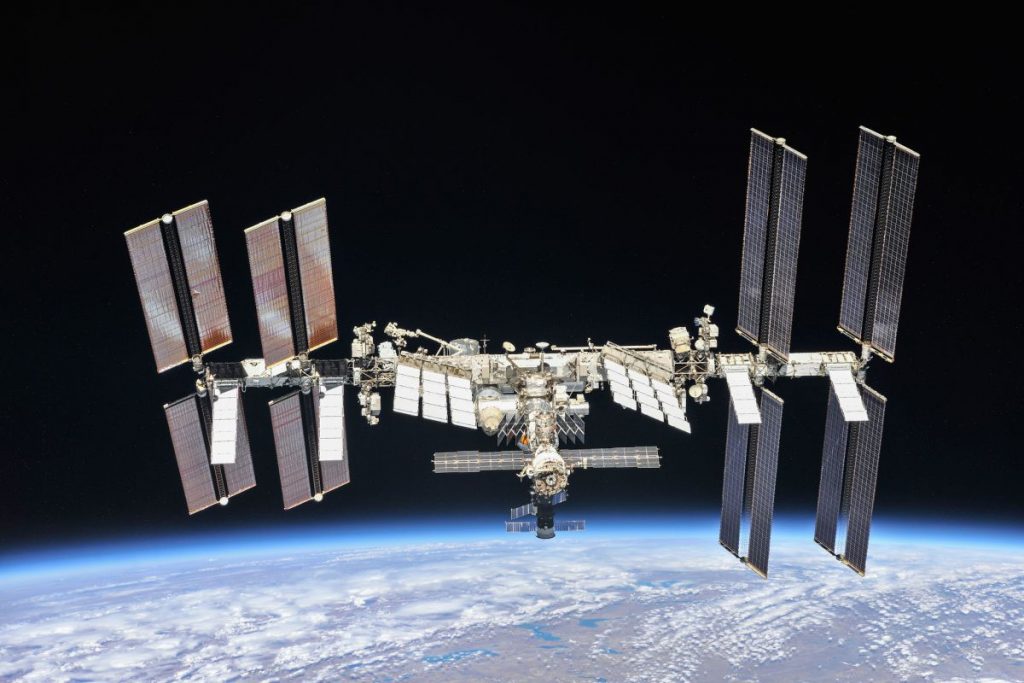 How commercializing the International Space Station can help astronauts get to the moon and Mars – Space.com
