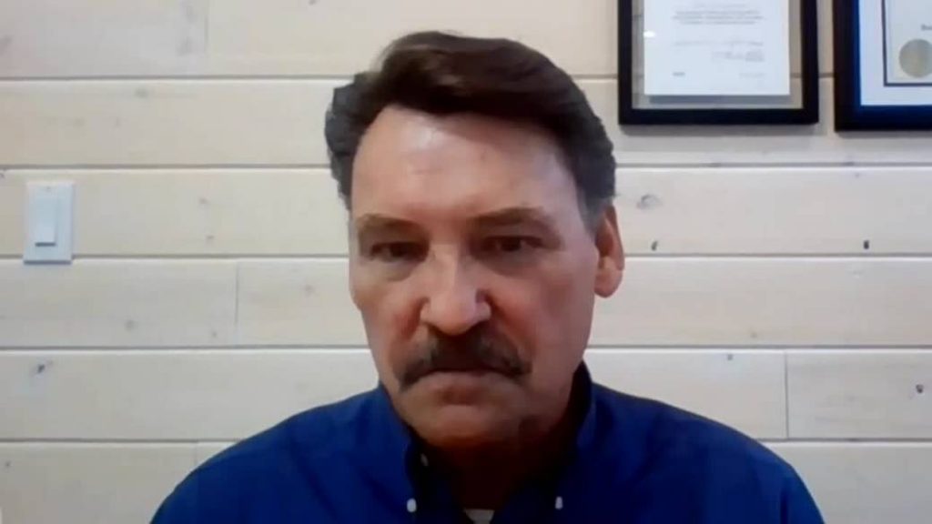 Coronavirus: Staggering 480 new Manitoba cases Friday, code red likely in Winnipeg – Global News