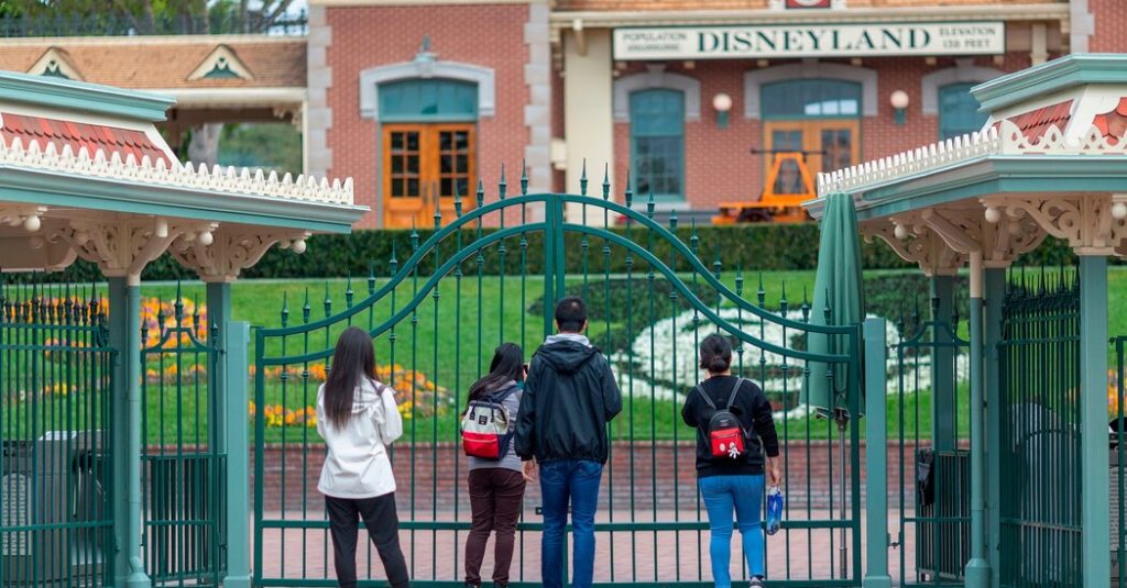 Strong Job Growth, a Terrible Job Market: The Bizarre 2020 Economy – The New York Times