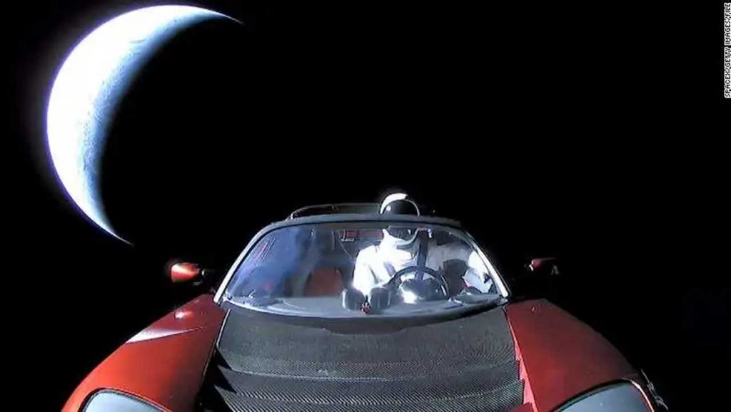 Starman just made another flyby of Mars in his Tesla Roadster – SlashGear