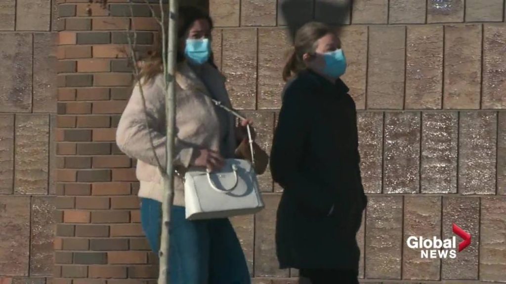 Alberta government risks public buy-in on COVID-19 by withholding data: Opposition – Global News