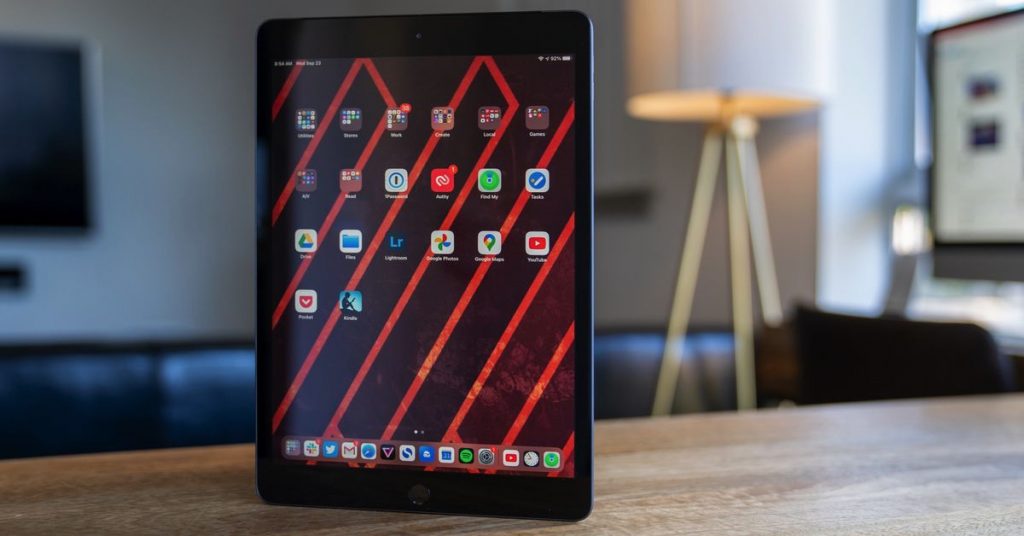 Apple’s 10.2-inch iPad is up to  off in Best Buy’s Black Friday sale – The Verge