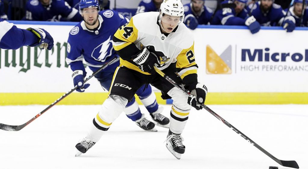 Kahun signing gives Oilers opportunity to maximize Draisaitl, McDavid