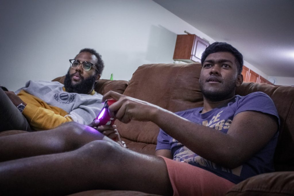 Commentary: PS5 versus Xbox Series X, the choice of the decade – The Aquinian