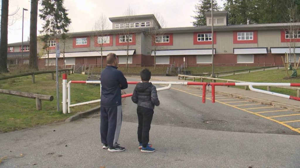 B.C. considering extending winter school break to deal with COVID-19 spread – Global News