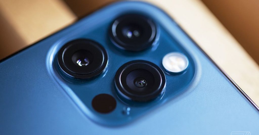 The iPhone’s ultrawide camera could get a big boost in 2021, says Kuo – The Verge