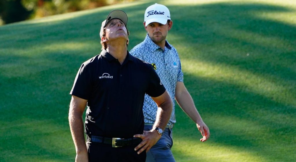 Phil Mickelson falls apart in third round at Masters, shoots 79 – Sportsnet.ca