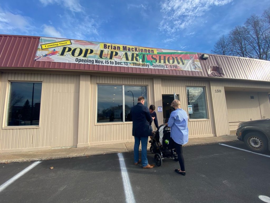 Pop-up art installation to benefit Fredericton homeless shelter – Global News