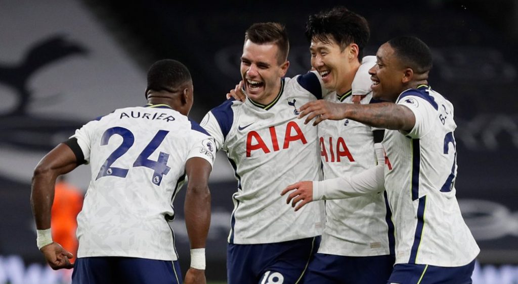 Tottenham shuts out Man City to go top of Premier League – Sportsnet.ca