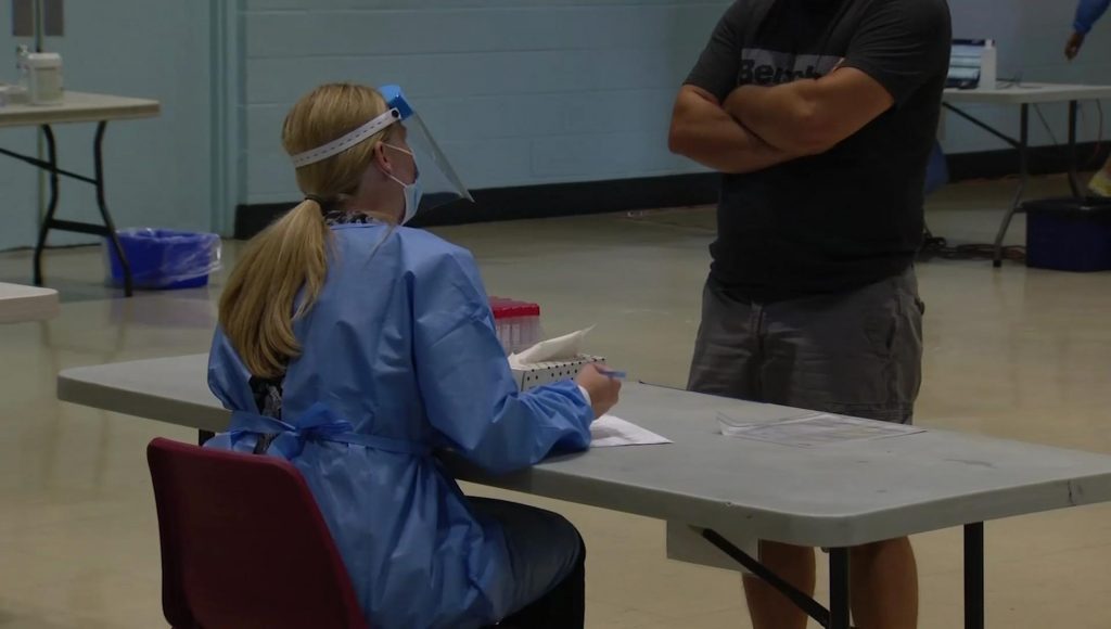 COVID testing declines for holidays – News 1130