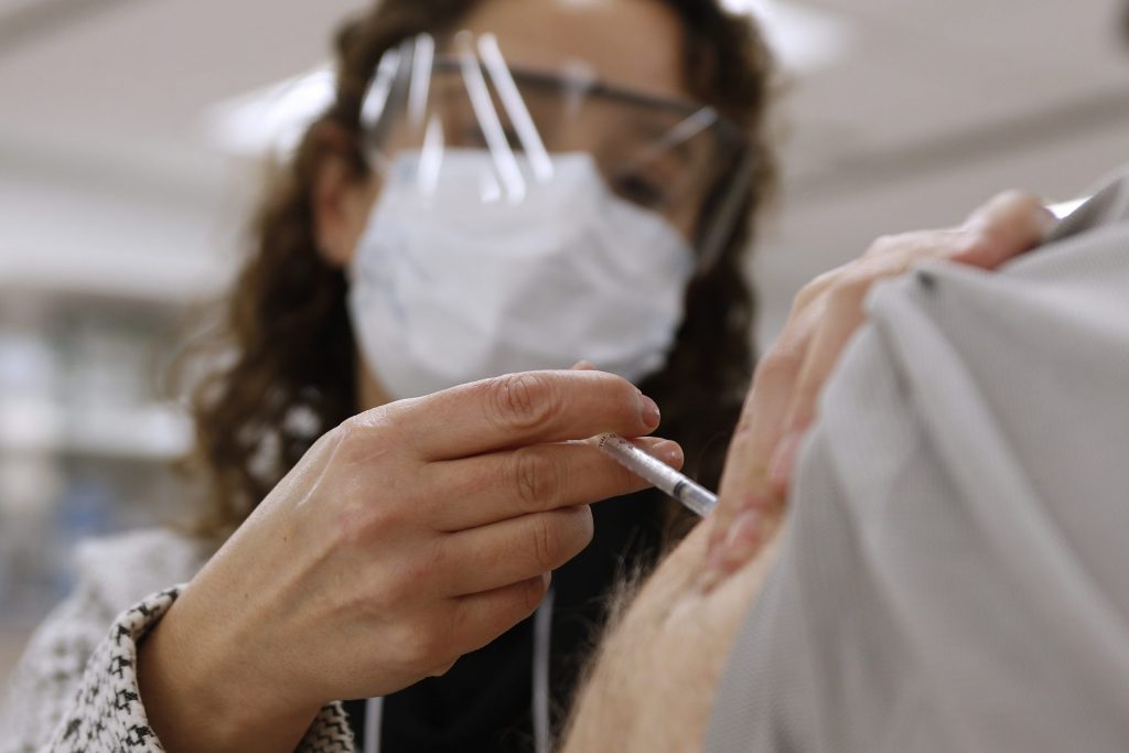 Manitoba crosses 2,000 mark in number of immunizations – Canada.com